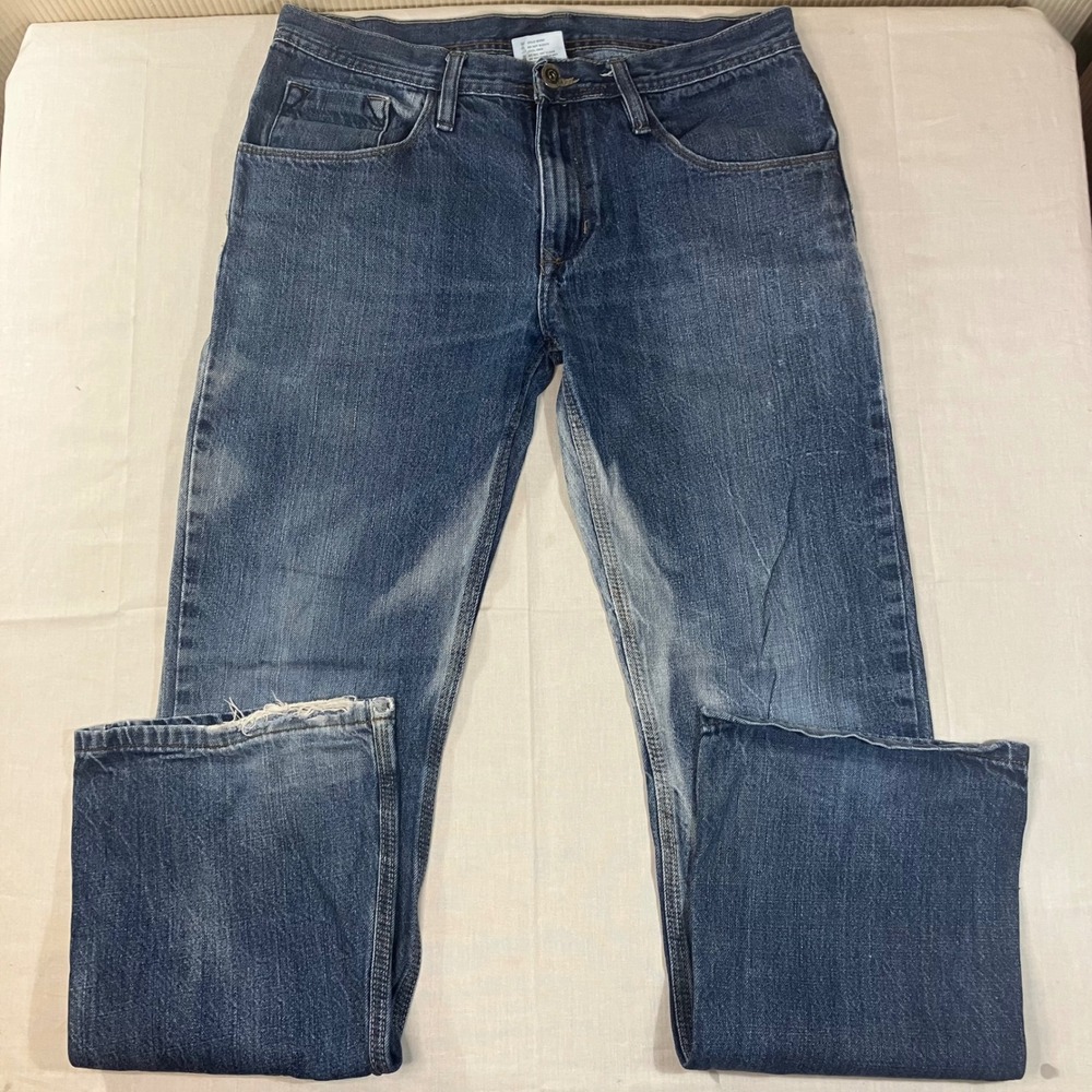Blue Medium Wash Distressed Straight Leg 100% Cotton Denim Jeans 32x32